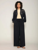 Calça pantalona com bolso faca e cordão ajustável Biamar