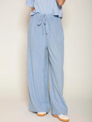 Calça pantalona com bolso faca e cordão ajustável Biamar