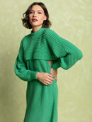 Vestido evasê em algodão com gola redonda e alças largas Urbanity