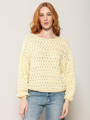 Blusa em algodão em pontos vazados, gola canoa e mangas de cava quadrada Biamar