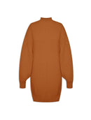 Vestido de gola média com mangas bufantes de cava quadrada aBenção