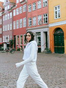 Calça reta em veludo com bolsos Biamar