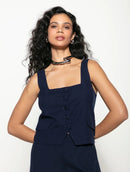 Regata com decote quadrado, recorte frontal e botões Biamar