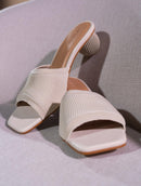 Tamanco mônaco com salto redondo Biamar