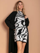 Vestido oversized com padronagem, gola alta e mangas de cava quadrada Biamar