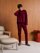 Calça com frisos e fenda na barra Biamar