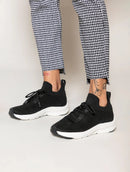 Tênis Sydney em malha knit com solado elevado Biamar