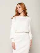 Blusa em algodão com detalhes em tranças e gola canoa Biamar