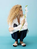 Casaco em algodão vazado com ponto margarida e mangas de cava posta Biamar