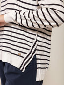 Blusa oversized mullet em listras, gola redonda e mangas de cava raglan Biamar