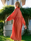 Vestido midi com botões e mangas longas Urbanity